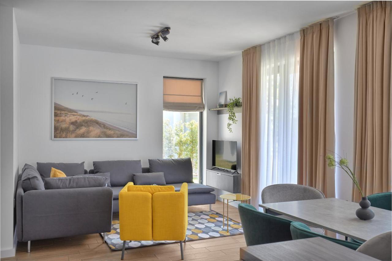 The Luxury Flat Lägenhet Achtopol Exteriör bild