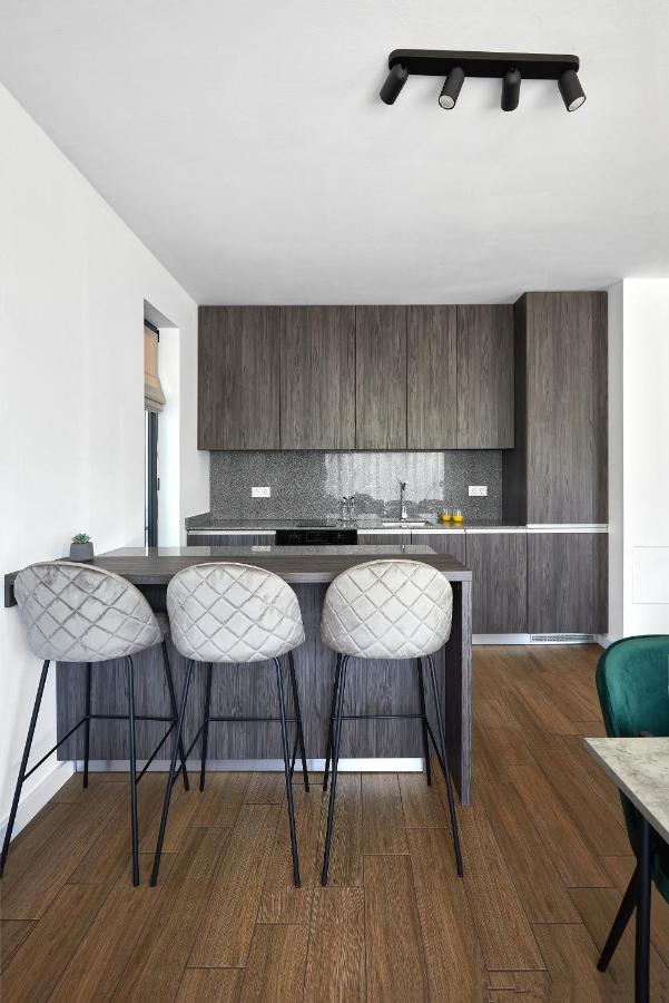 The Luxury Flat Lägenhet Achtopol Exteriör bild