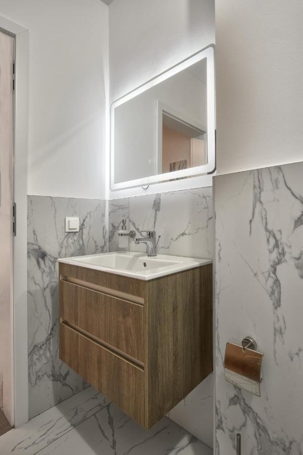 The Luxury Flat Lägenhet Achtopol Exteriör bild